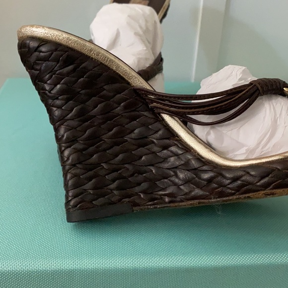 Michael Kors Wedge Sandals - brown leather & Gold - Picture 4 of 5